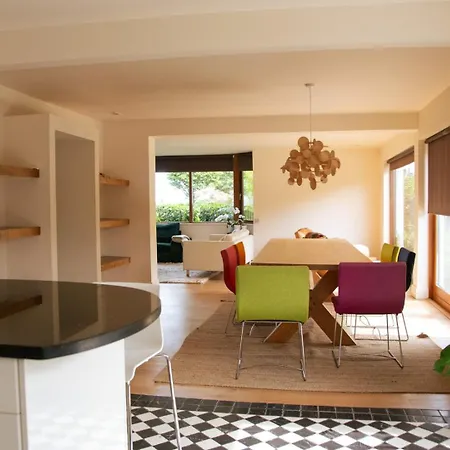 Pensionat Guestready - Epitome Of Luxury Near Shankill Beach