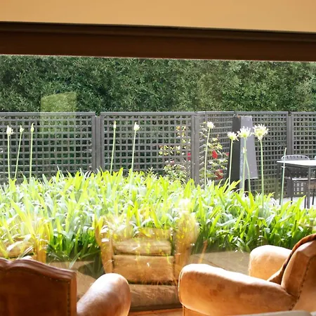 Guestready - Epitome Of Luxury Near Shankill Beach 3*