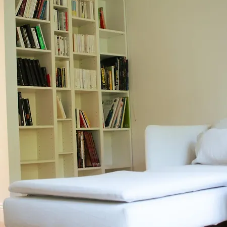 Guestready - Epitome Of Luxury Near Shankill Beach 招待所 3*
