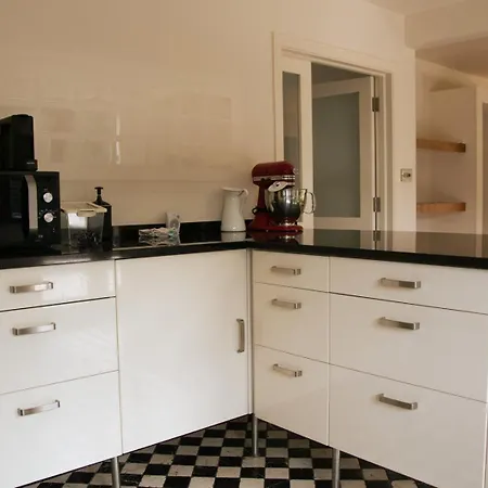 Guestready - Epitome Of Luxury Near Shankill Beach 3*